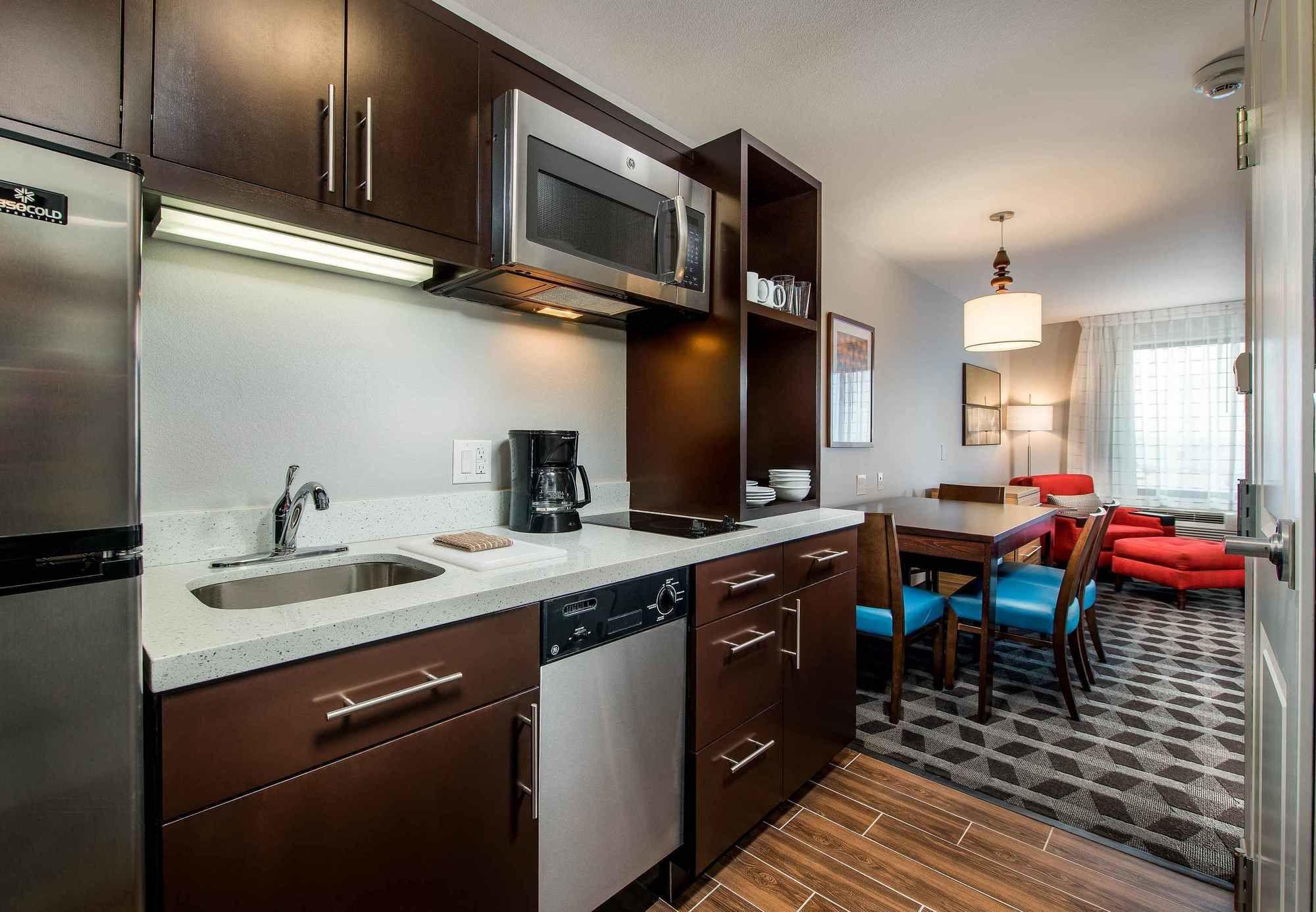 Towneplace Suites By Marriott Waco South Exterior foto